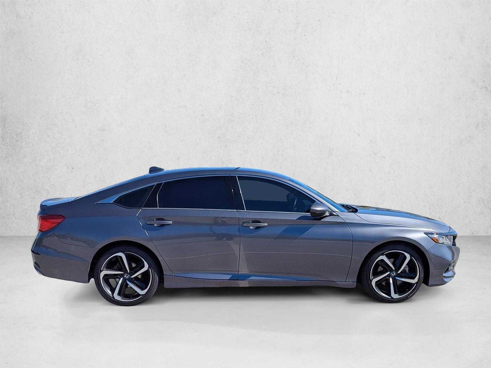 2020 Honda Accord Sport photo 4
