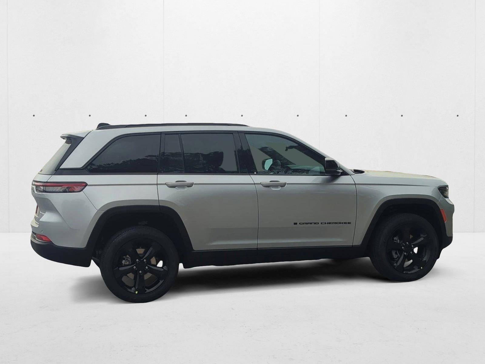 2025 Jeep Grand Cherokee Altitude - Photo 8