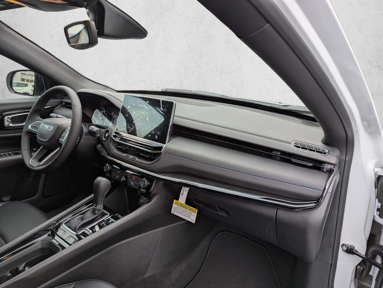 2026 Jeep Compass Latitude Altitude - Photo 27