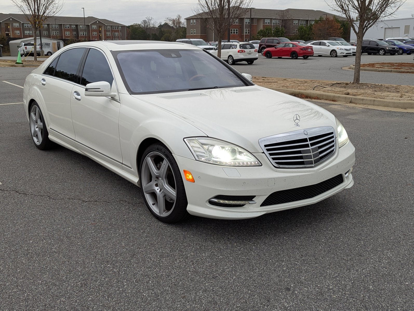 2011 Mercedes Benz S 550 photo 2