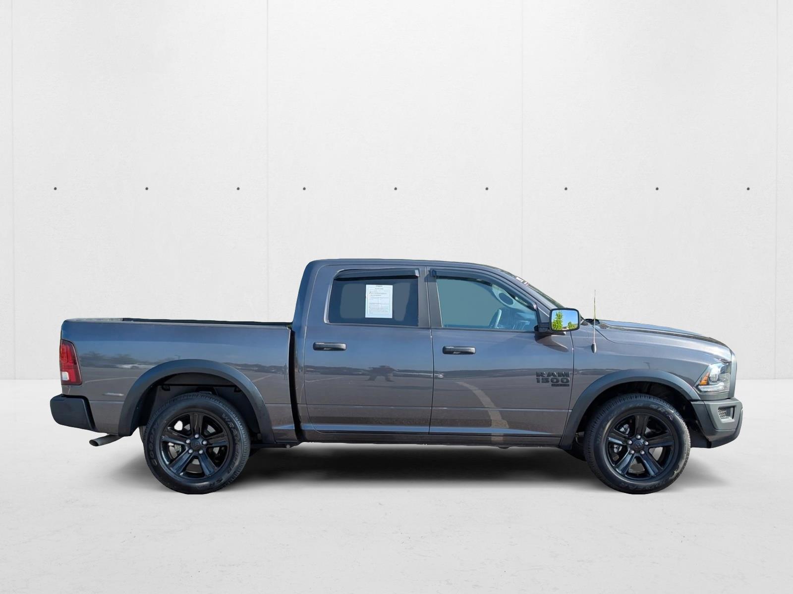 2024 Ram 1500 Classic Warlock photo 4
