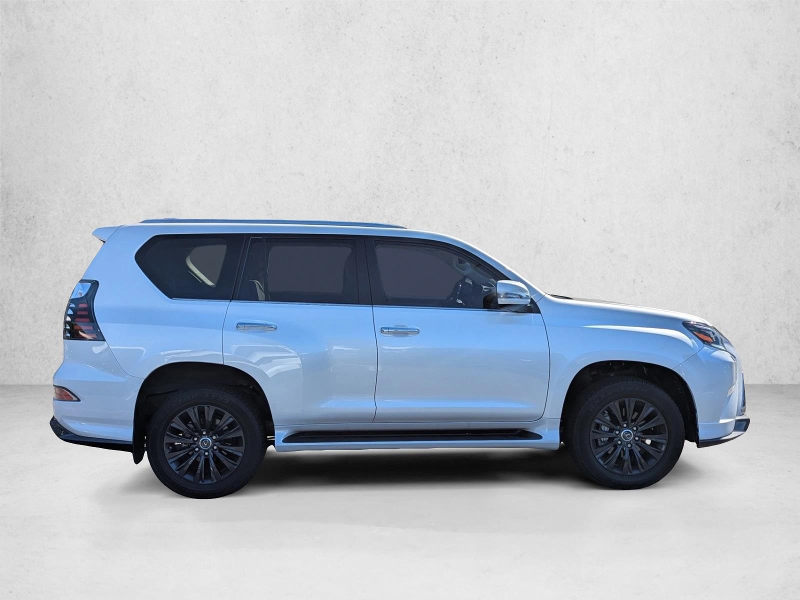 2023 Lexus GX 460 Premium photo 2