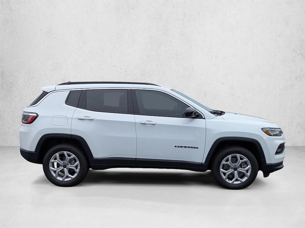 New 2026 Jeep Compass Latitude SUV