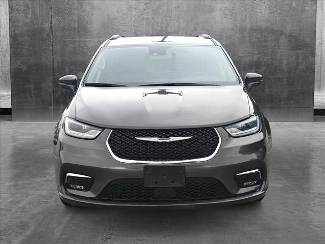 Used 2022 Chrysler Pacifica Touring L with VIN 2C4RC1BG5NR196822 for sale in Columbus, GA