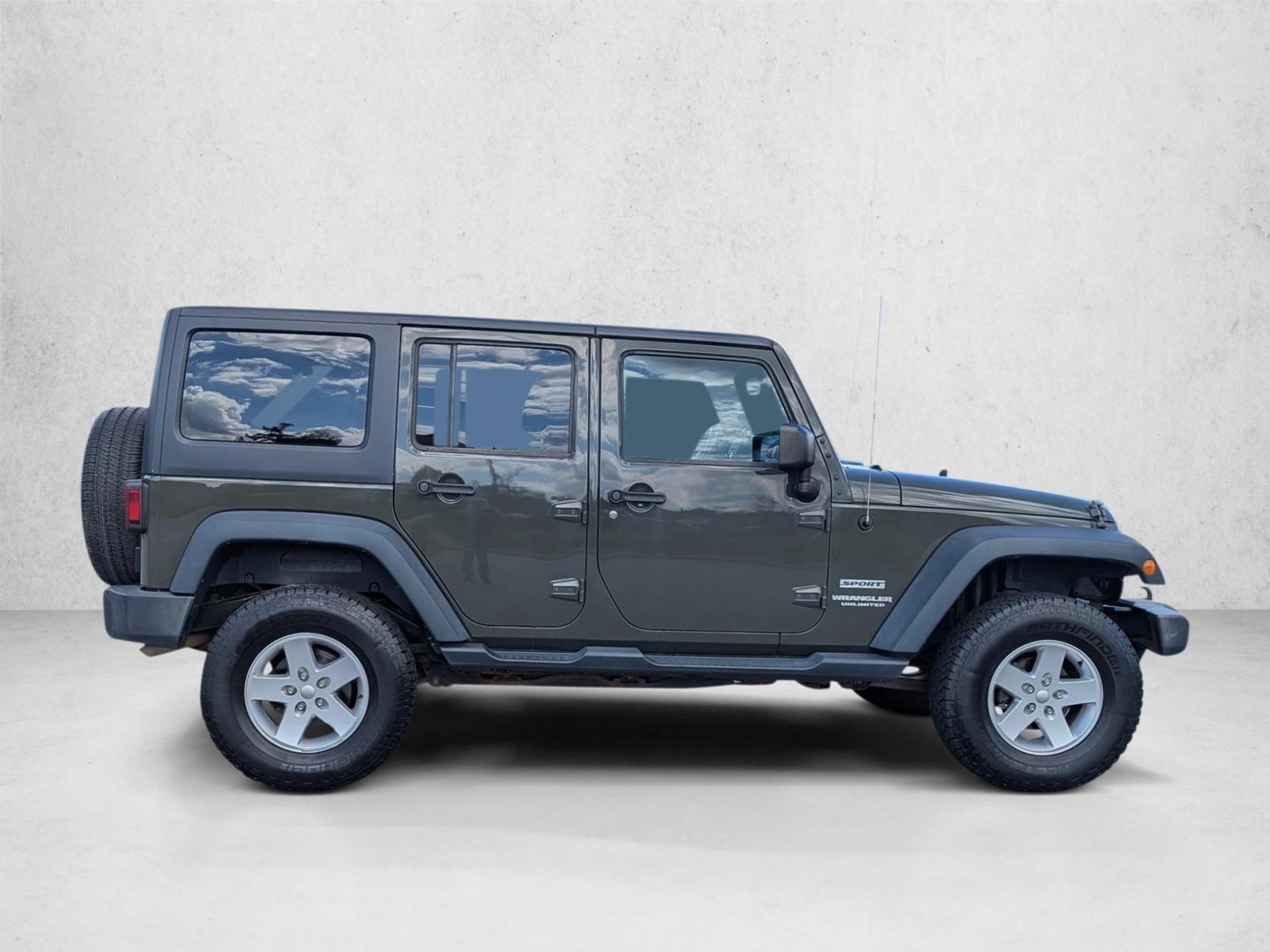 2015 Jeep Wrangler Sport photo 4