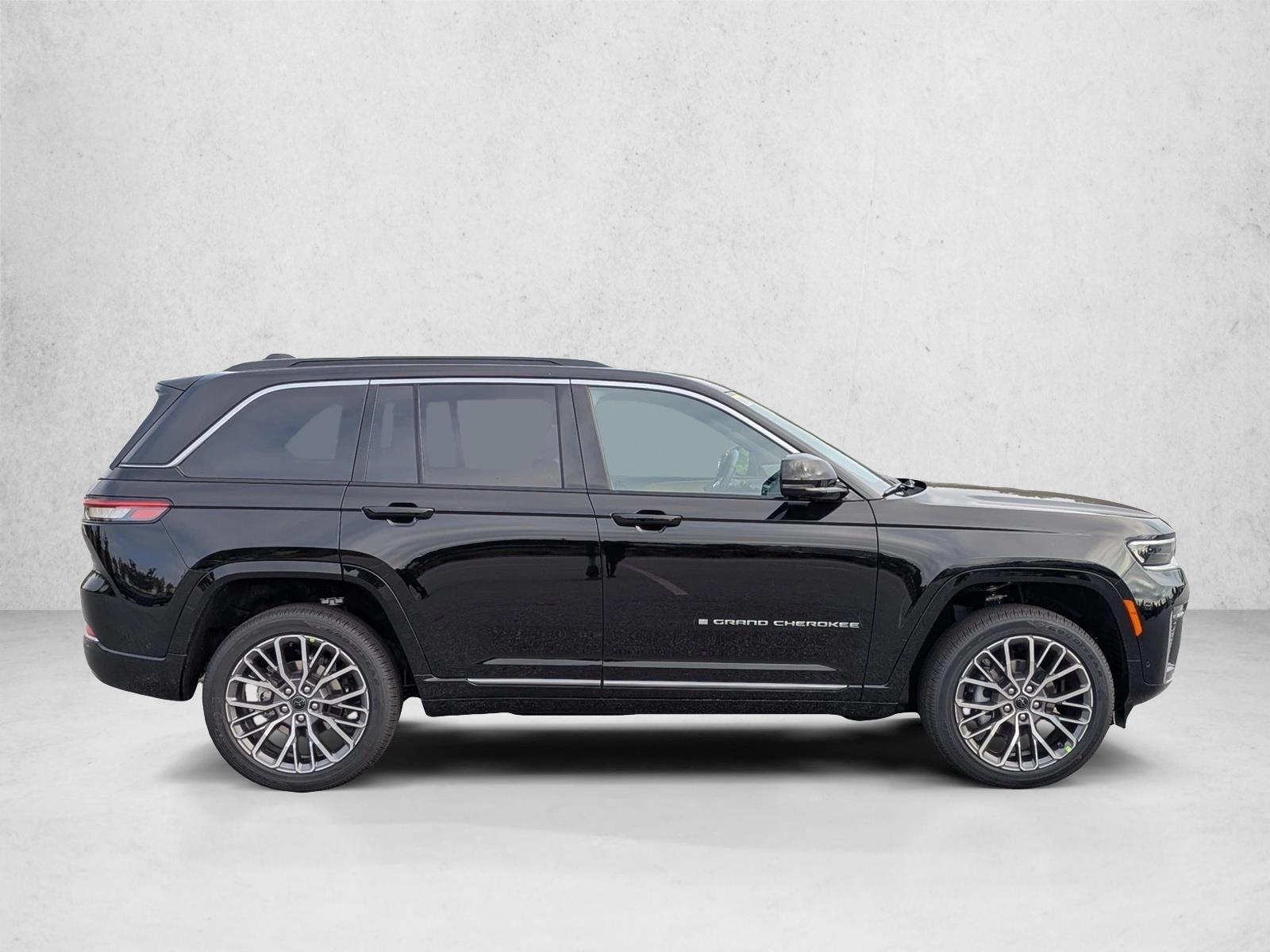 New 2027 Jeep Grand Cherokee 2 Row Summit SUV