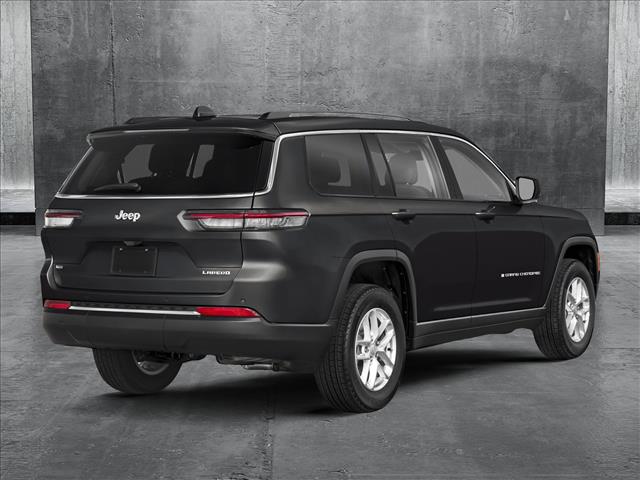 2025 Jeep Grand Cherokee Limited photo 2
