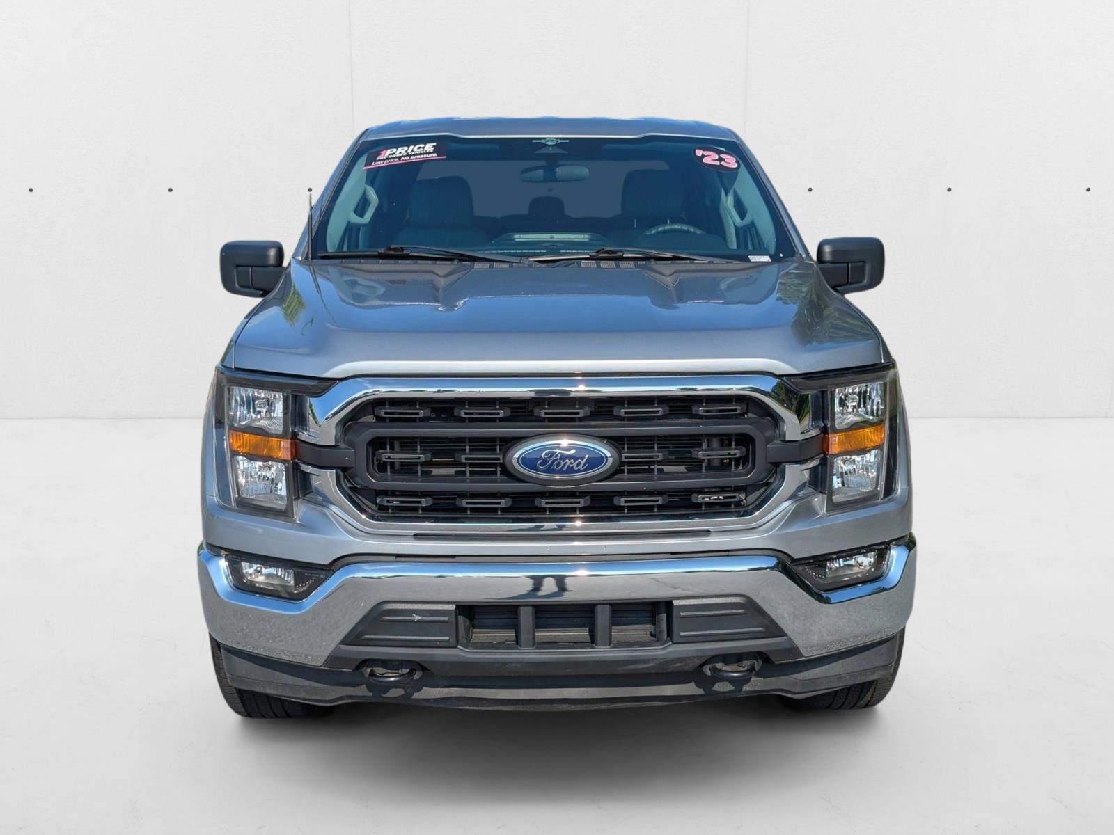 2023 Ford F-150 XLT photo 2