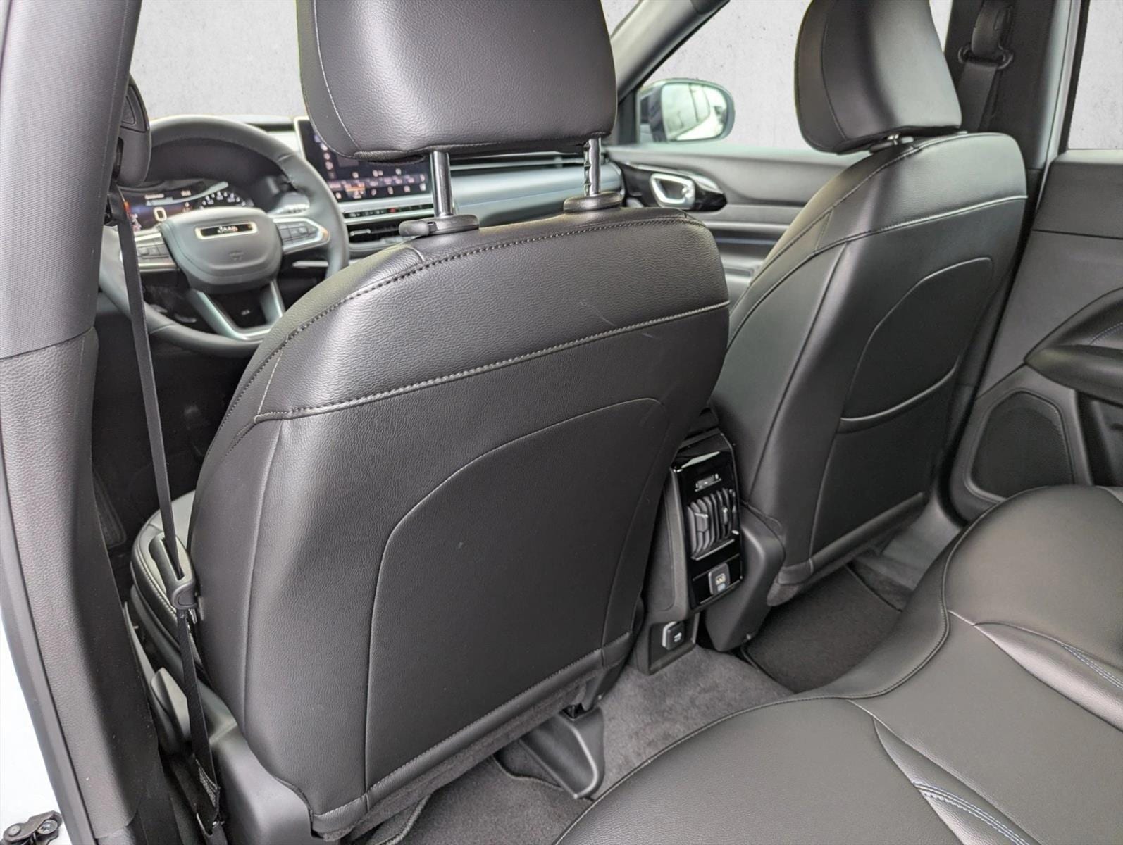 2026 Jeep Compass Latitude Altitude - Photo 24