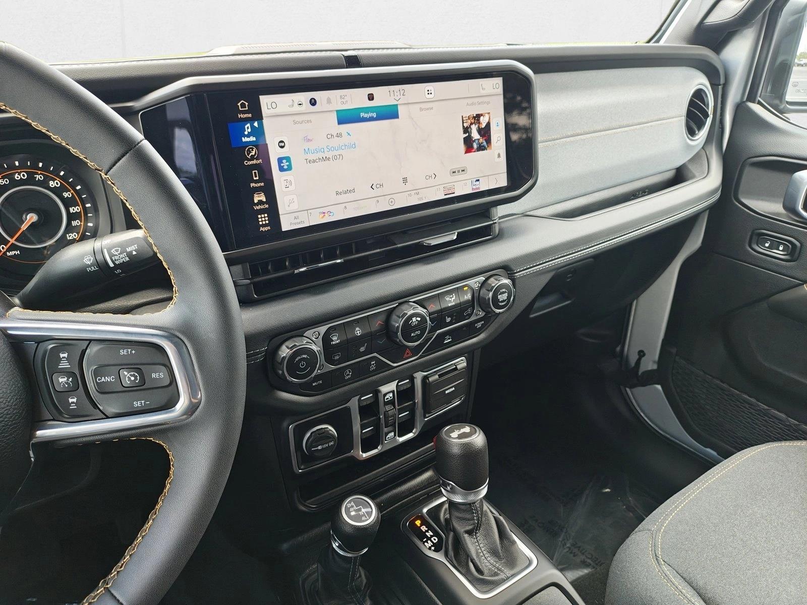 2024 Jeep Wrangler 4-Door Sahara - Photo 15