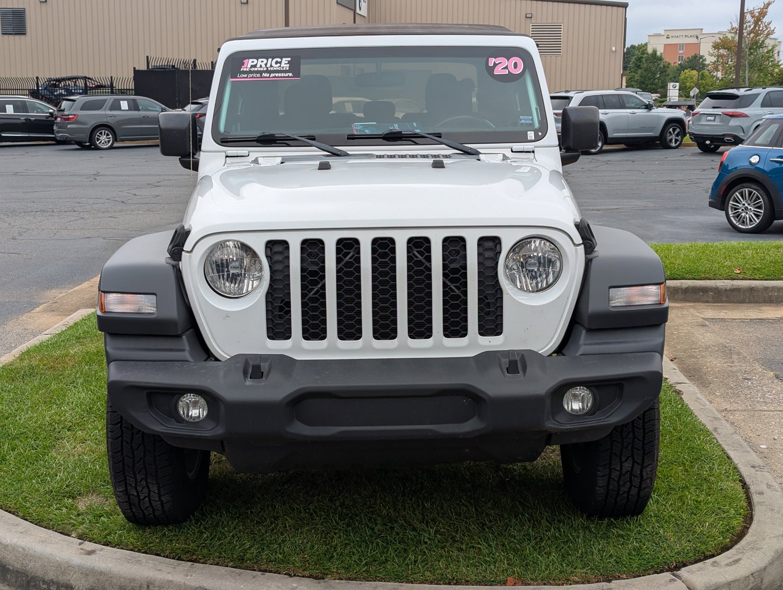 2020 Jeep Gladiator Sport S photo 2