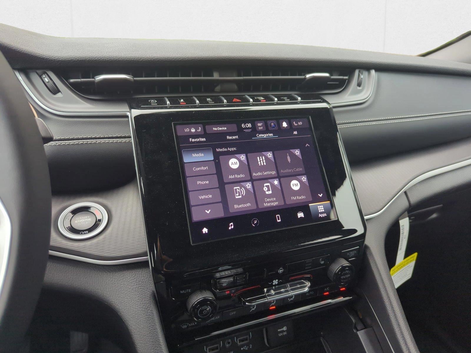 2025 Jeep Grand Cherokee Altitude - Photo 13