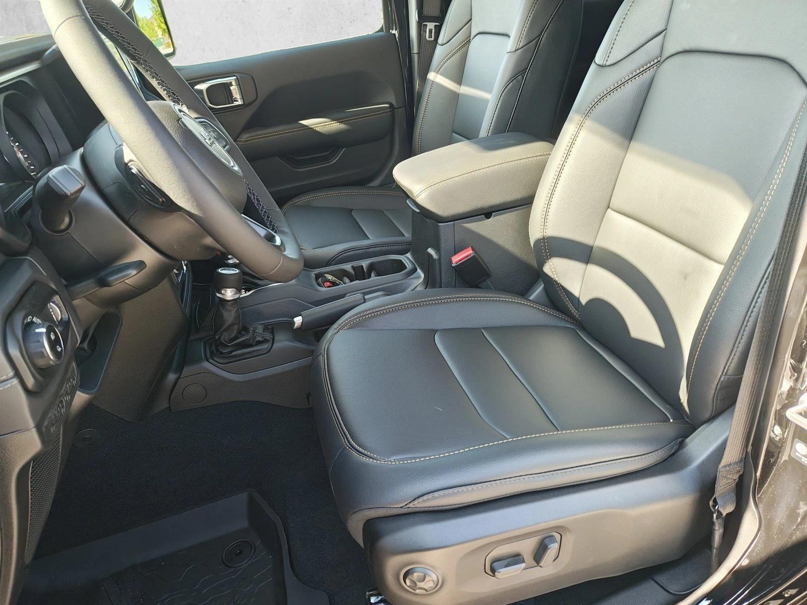 2025 Jeep Gladiator High Tide - Photo 4