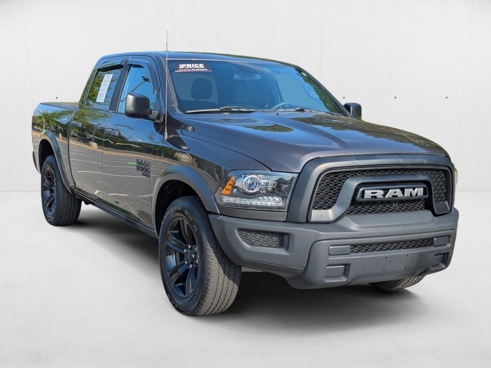 2024 Ram 1500 Classic Warlock photo 3