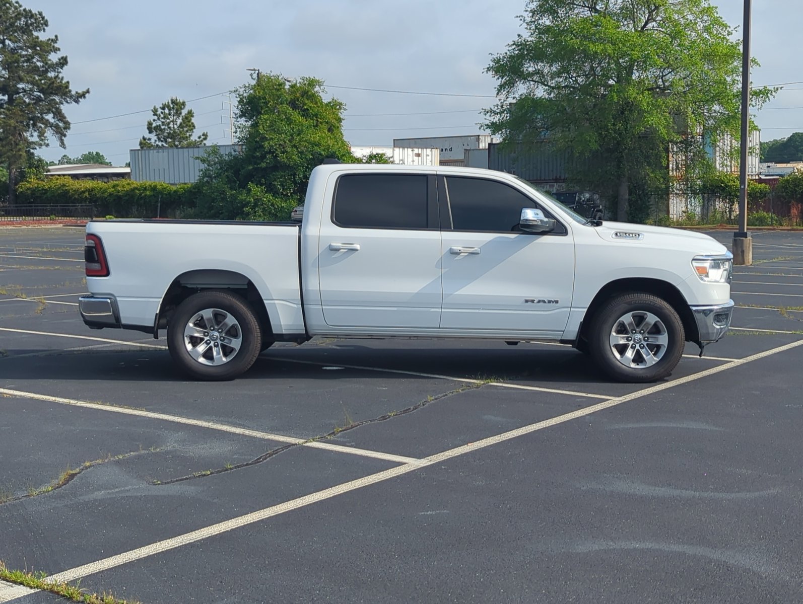 2023 Ram 1500 Laramie photo 2