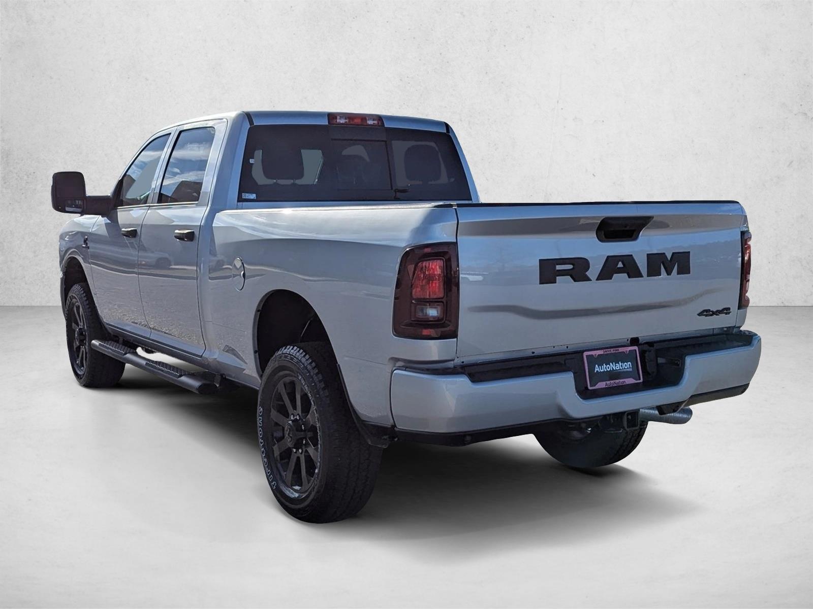 2026 RAM 2500 Tradesman/Black Express - Photo 7