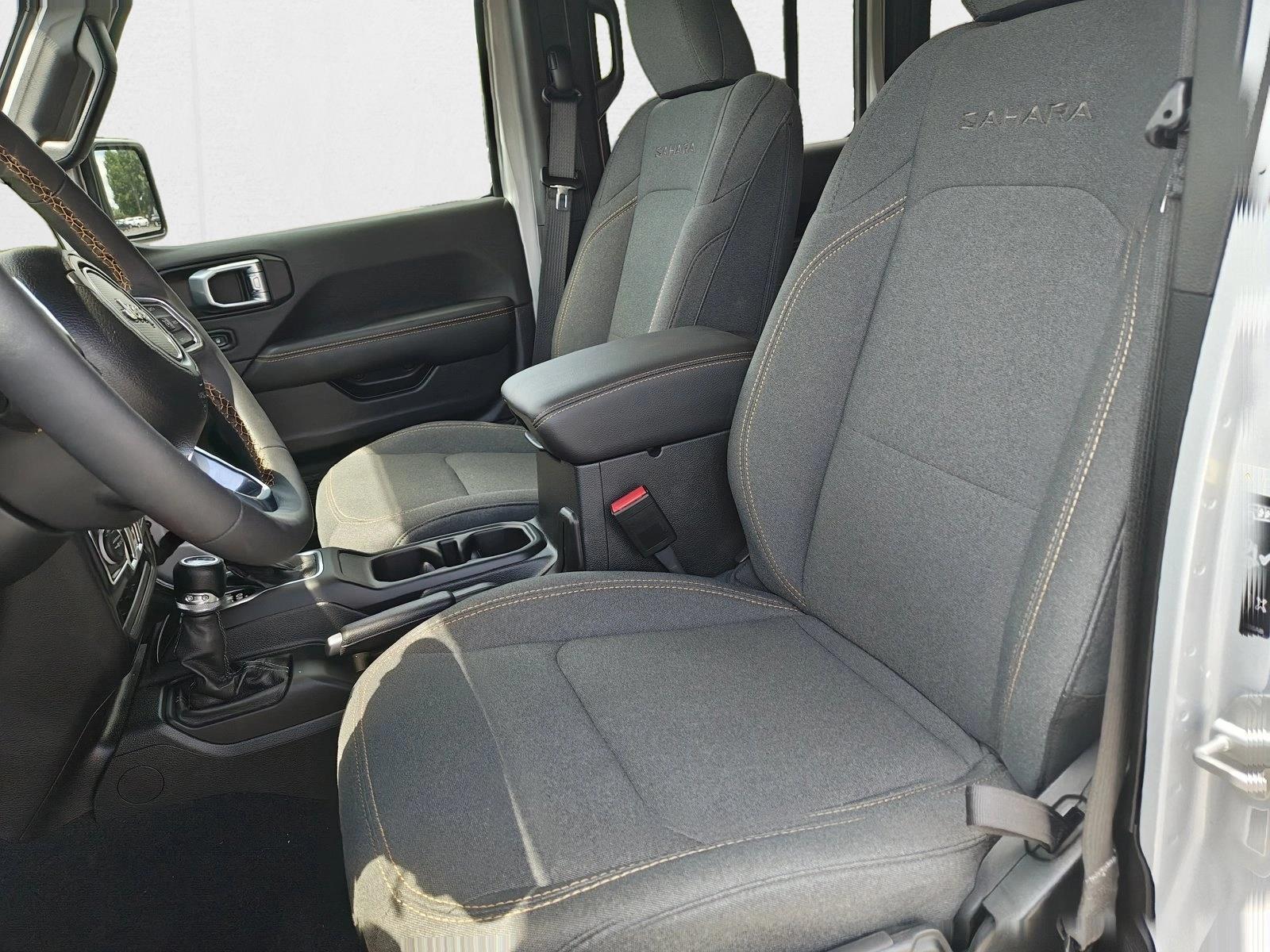 2024 Jeep Wrangler 4-Door Sahara - Photo 17