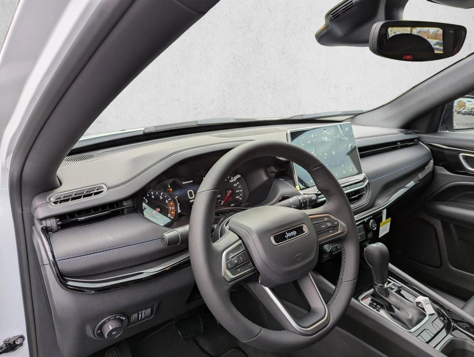 2026 Jeep Compass Latitude Altitude - Photo 12