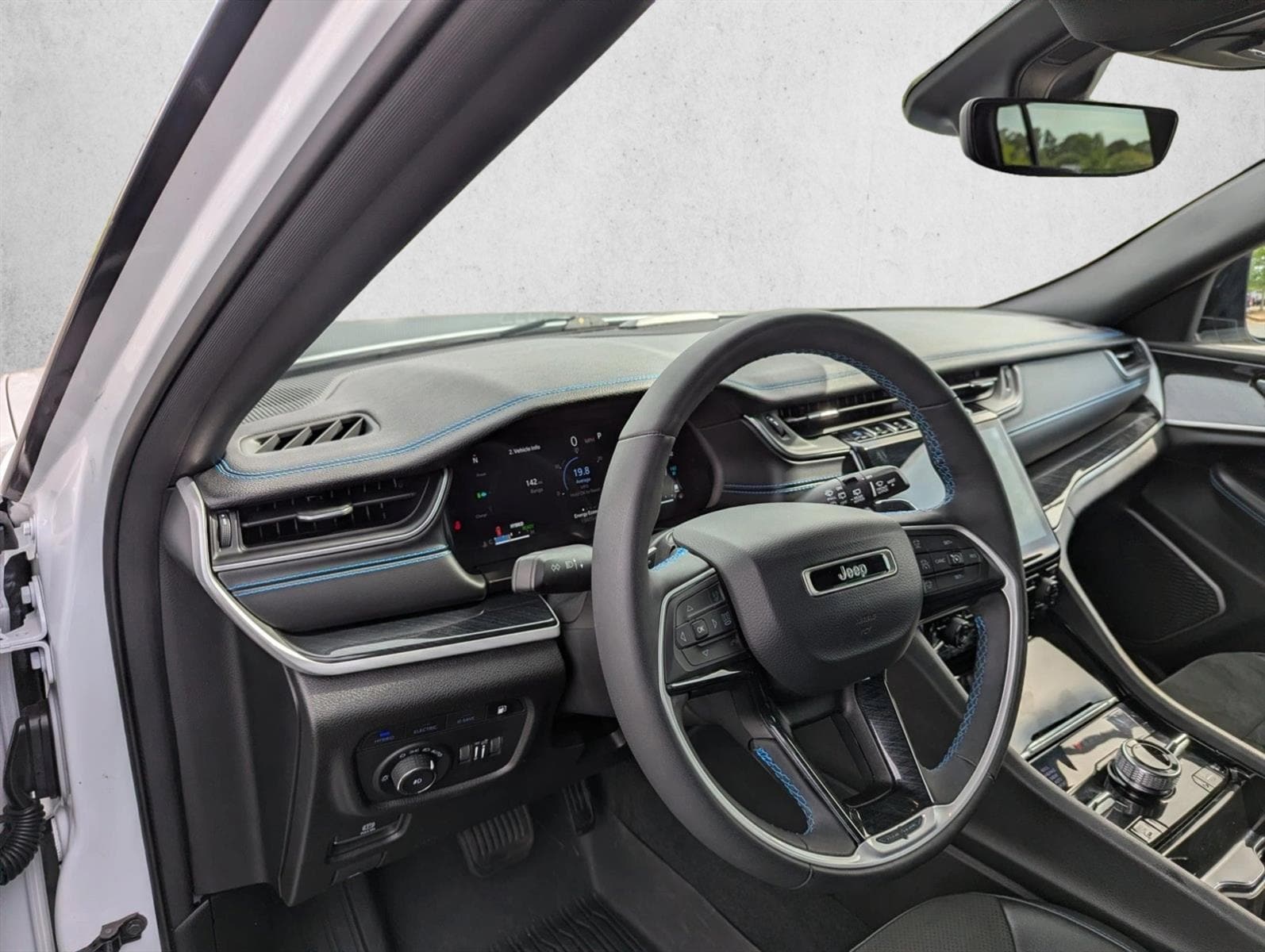 2022 Jeep Grand Cherokee Trailhawk 4xe - Photo 11