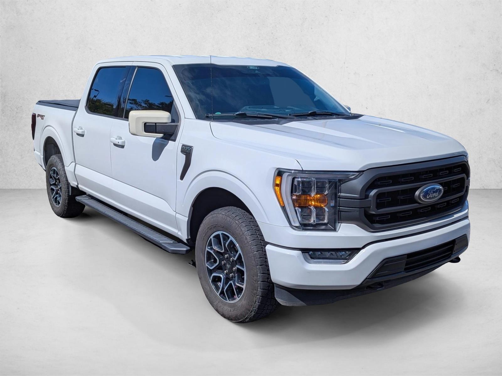 2021 Ford F-150 XLT photo 3
