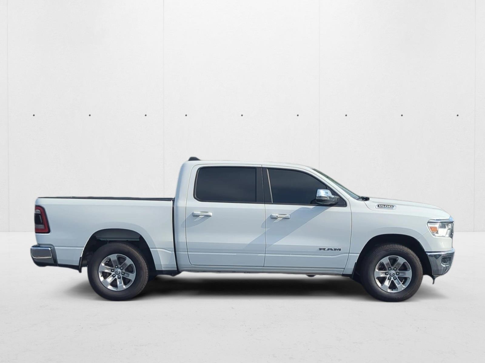 2023 Ram 1500 Laramie photo 2