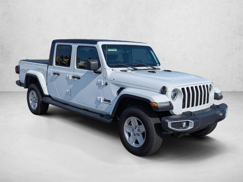 Used 2022 Jeep Gladiator Sport S Crew Cab Pickup