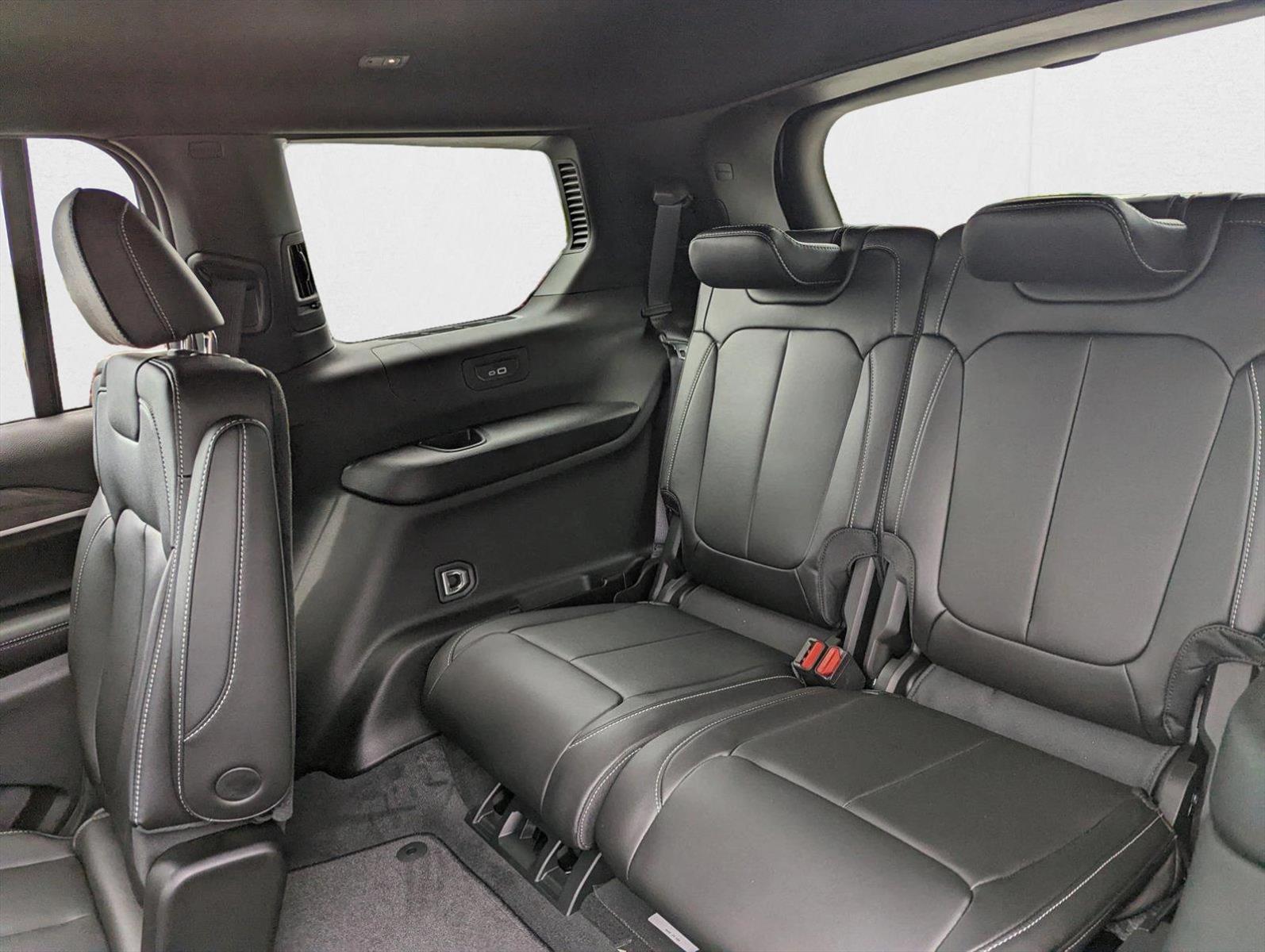 2025 Jeep Grand Cherokee L Limited - Photo 18