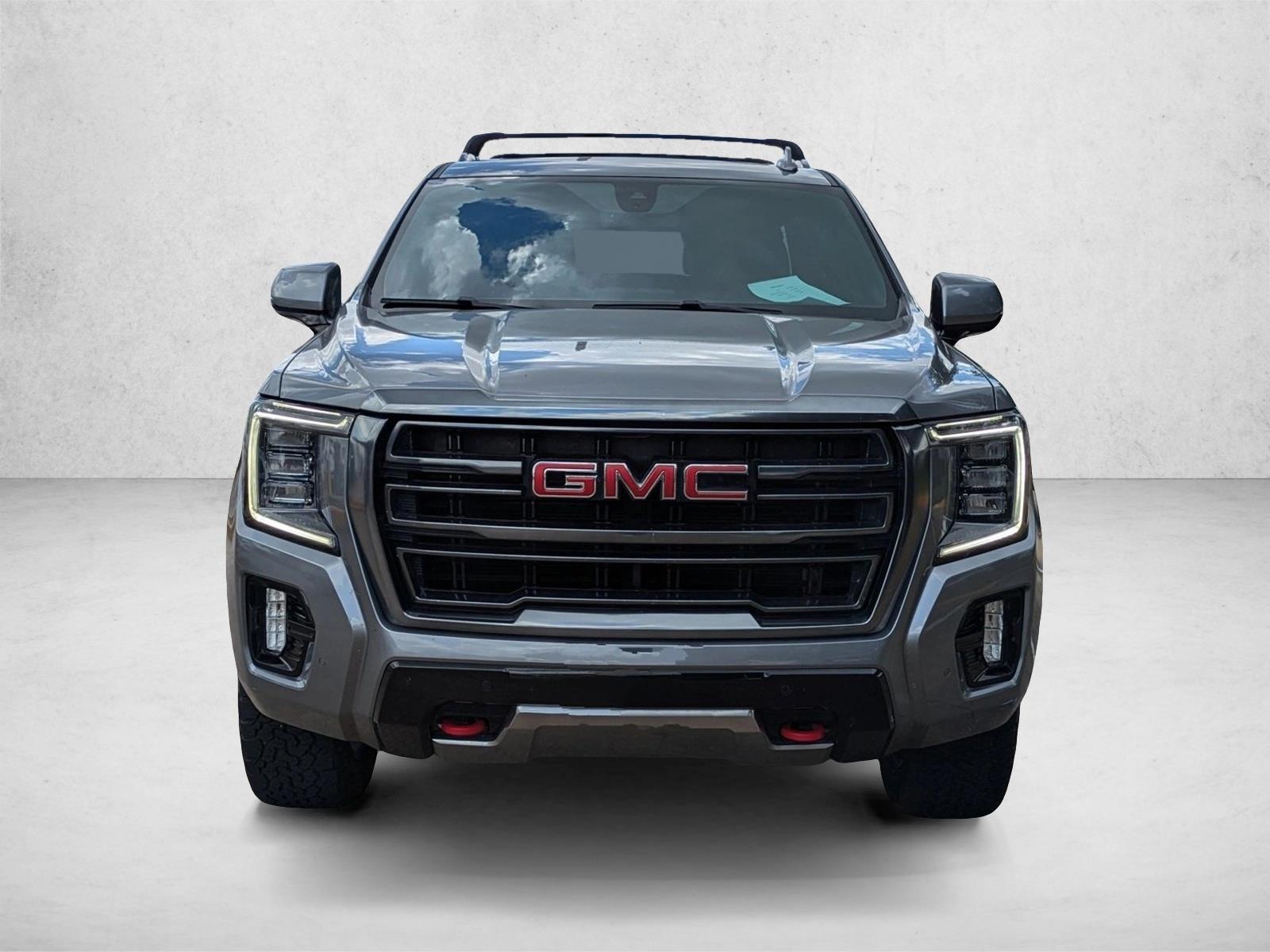 2022 Gmc Yukon AT4 photo 2