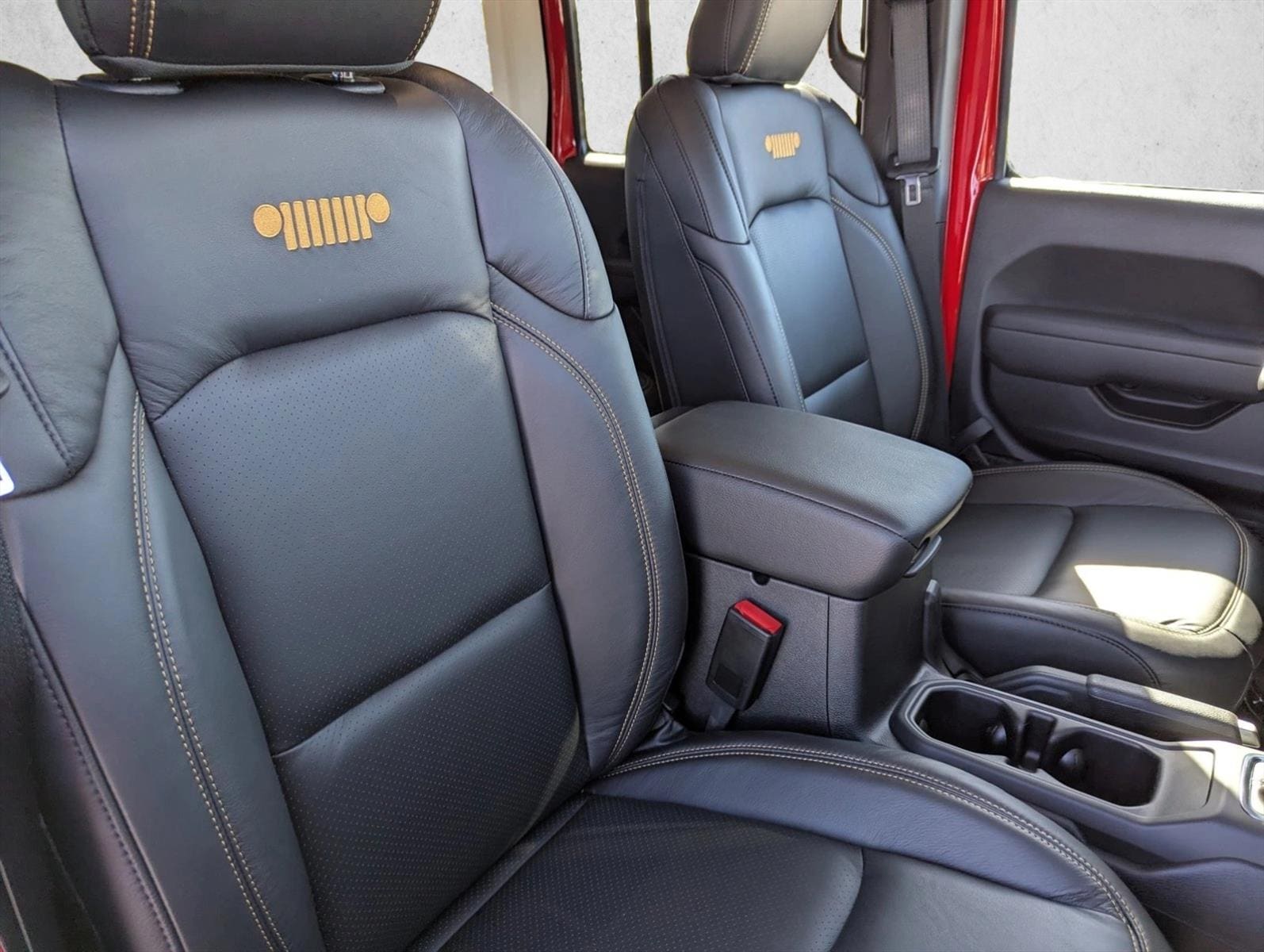 2026 Jeep Wrangler 4-Door Willys - Photo 29
