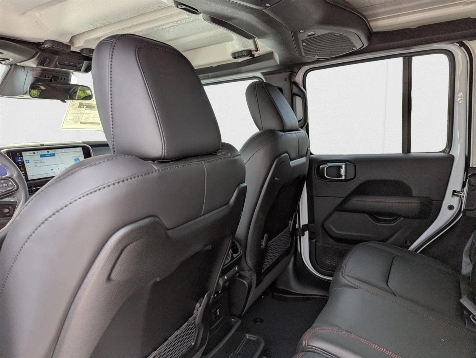 2025 Jeep Wrangler 4-Door Rubicon - Photo 20