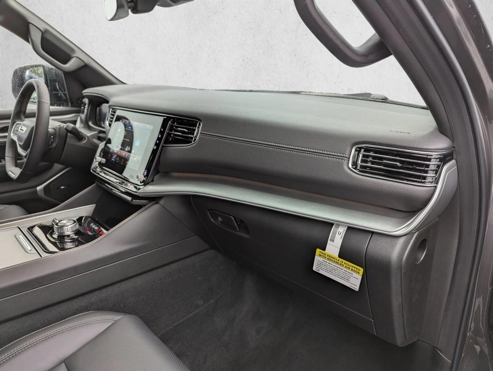 2025 Jeep Wagoneer Series II - Photo 25
