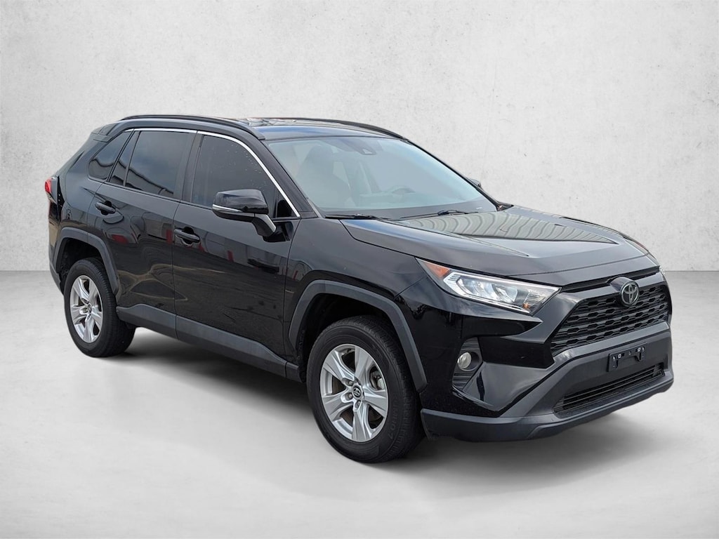 Used 2021 Toyota RAV4 XLE Sport Utility