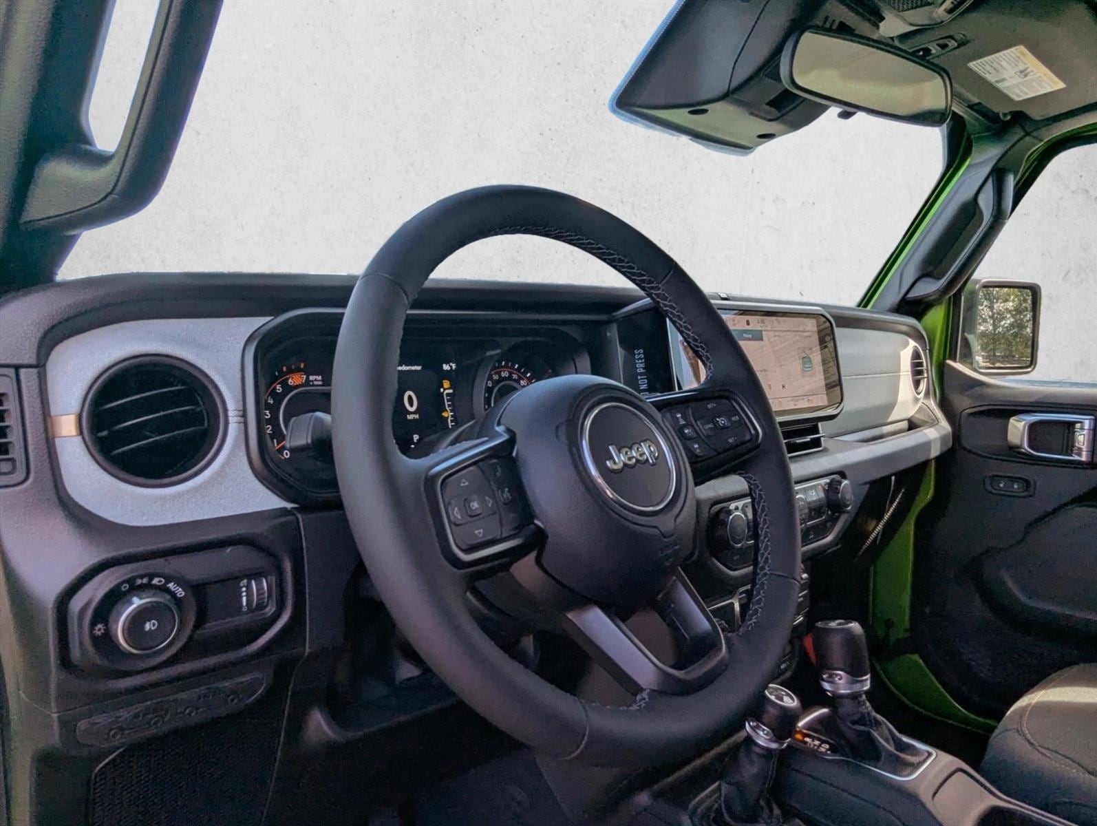 2025 Jeep Wrangler 4-Door Willys - Photo 18