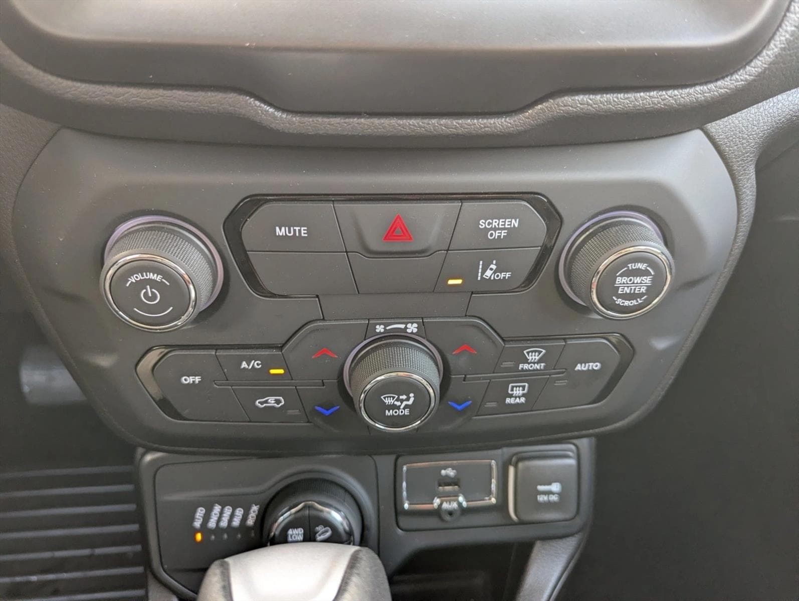 2023 Jeep Renegade Trailhawk - Photo 20