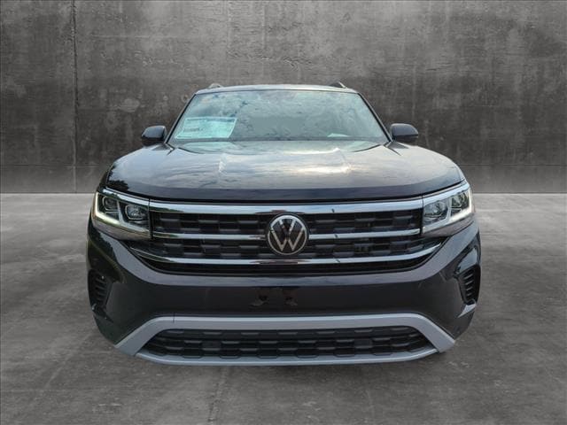 Used 2023 Volkswagen Atlas SE w/Tech with VIN 1V2WR2CA3PC557413 for sale in Columbus, GA