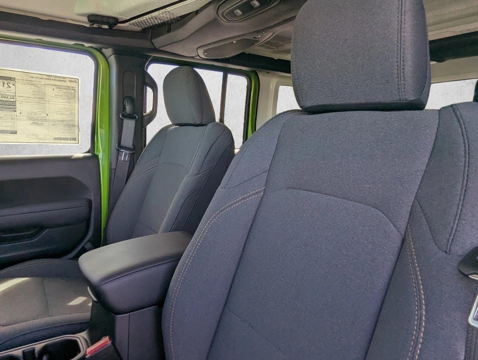 2025 Jeep Wrangler 4-Door Willys - Photo 19