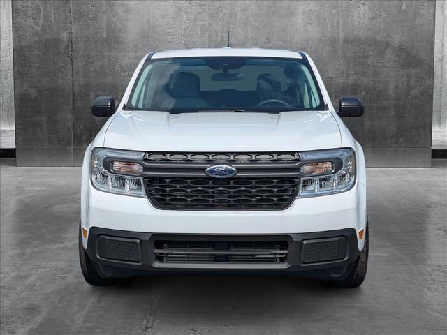 2024 Ford Maverick XLT photo 2