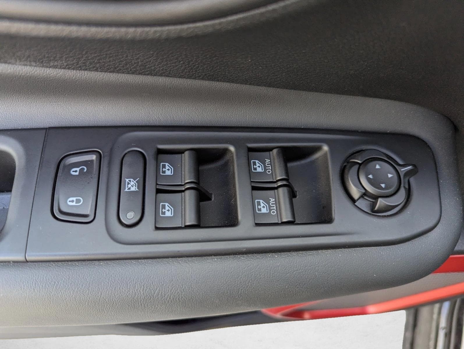 2023 Jeep Renegade Trailhawk - Photo 10