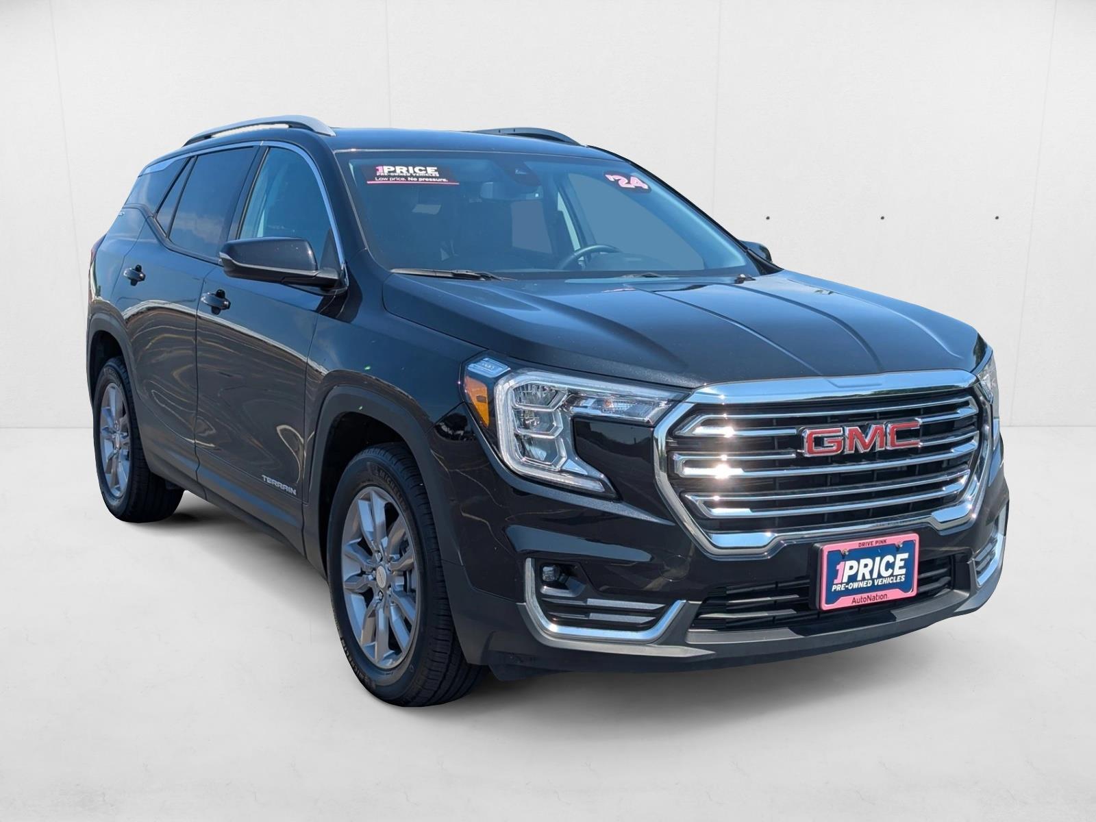 2024 Gmc Terrain SLT photo 2