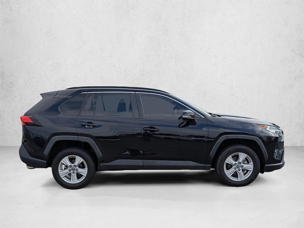 Used 2021 Toyota RAV4 XLE Sport Utility