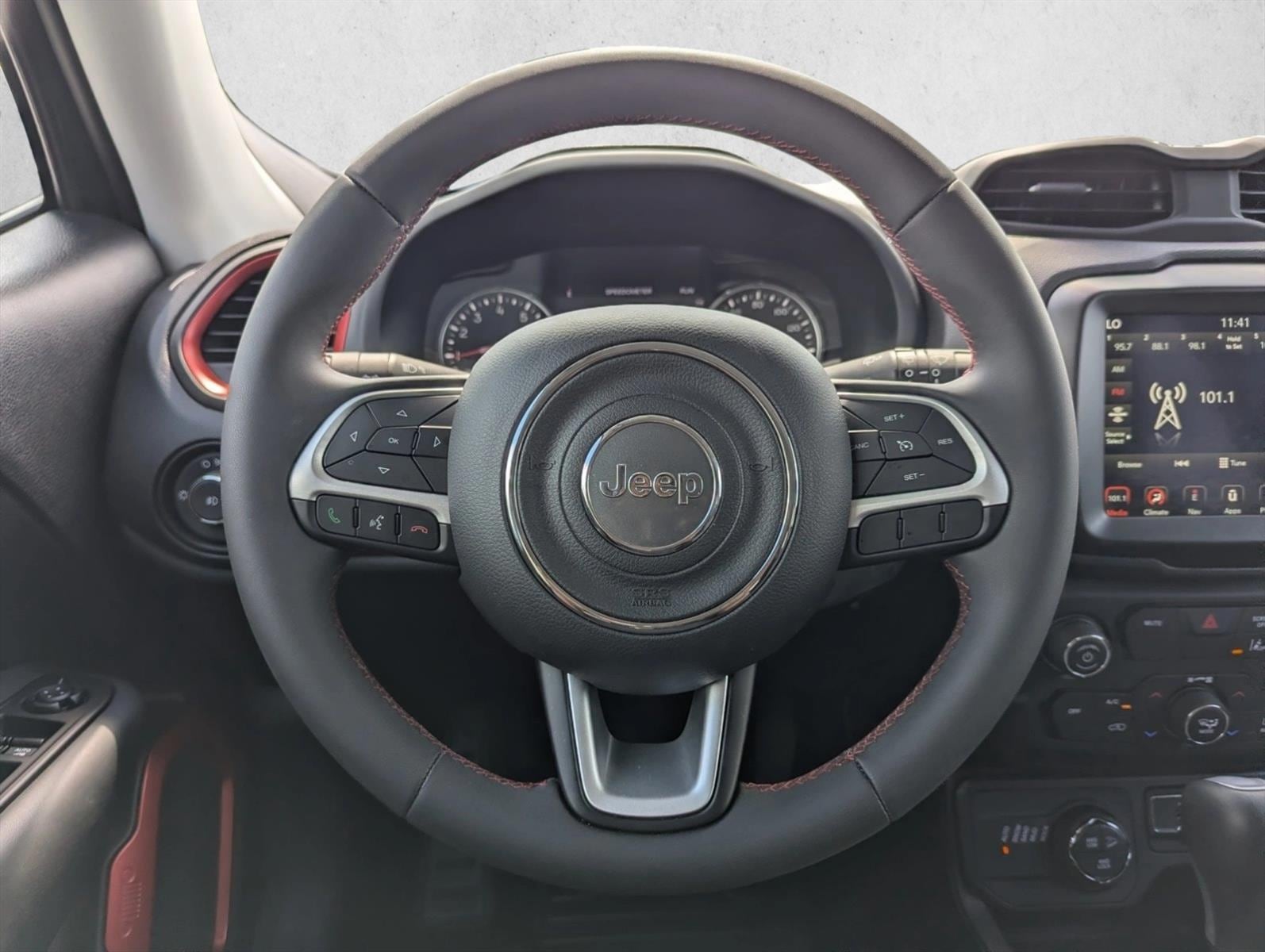 2023 Jeep Renegade Trailhawk - Photo 15