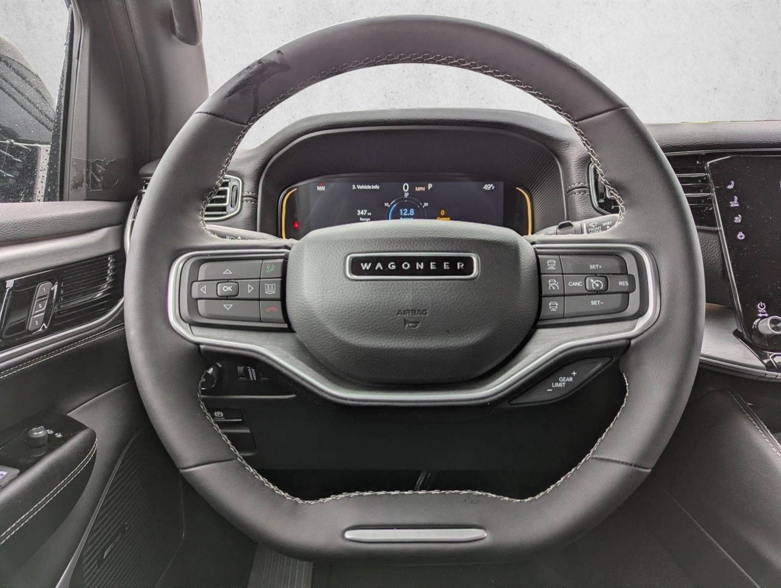 2025 Jeep Wagoneer Series II - Photo 12