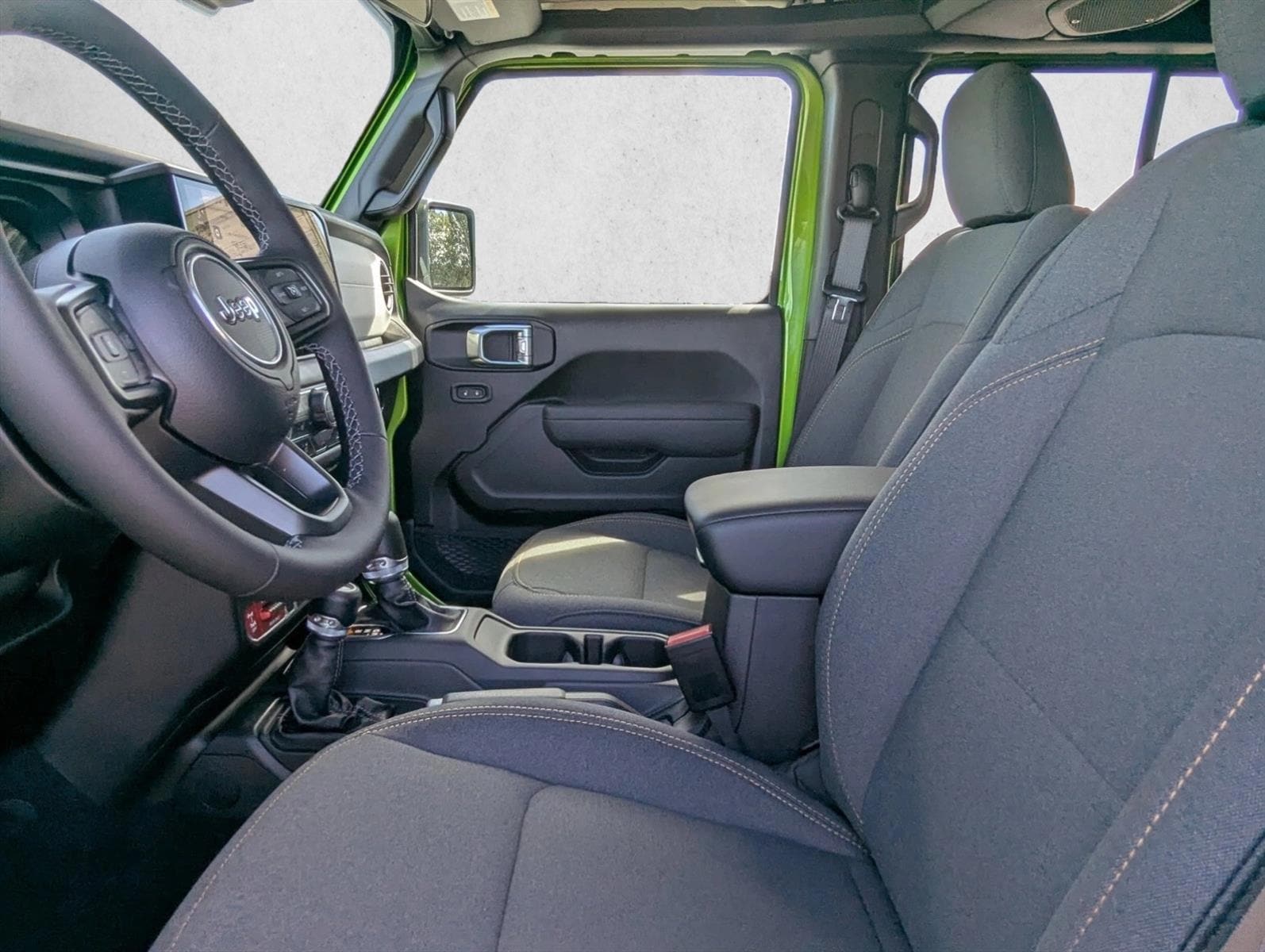 2025 Jeep Wrangler 4-Door Willys - Photo 20