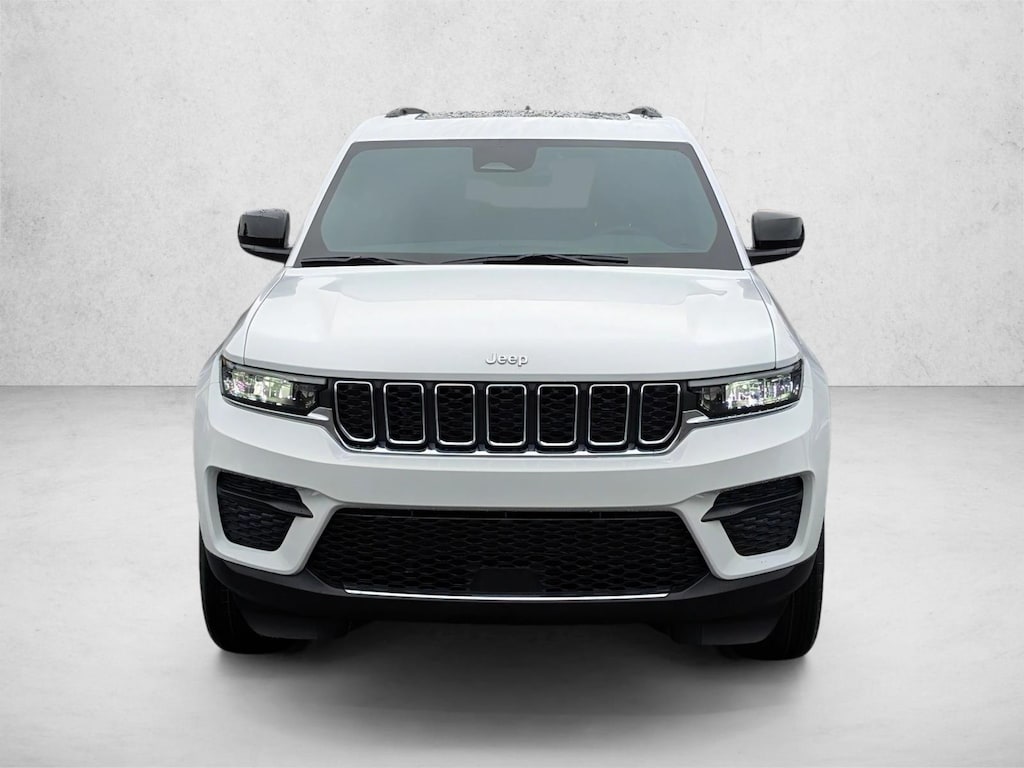 New 2025 Jeep Grand Cherokee Laredo X SUV