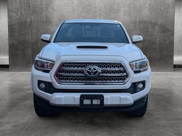 Used 2017 Toyota Tacoma TRD Sport with VIN 5TFRZ5CN8HX031551 for sale in Columbus, GA