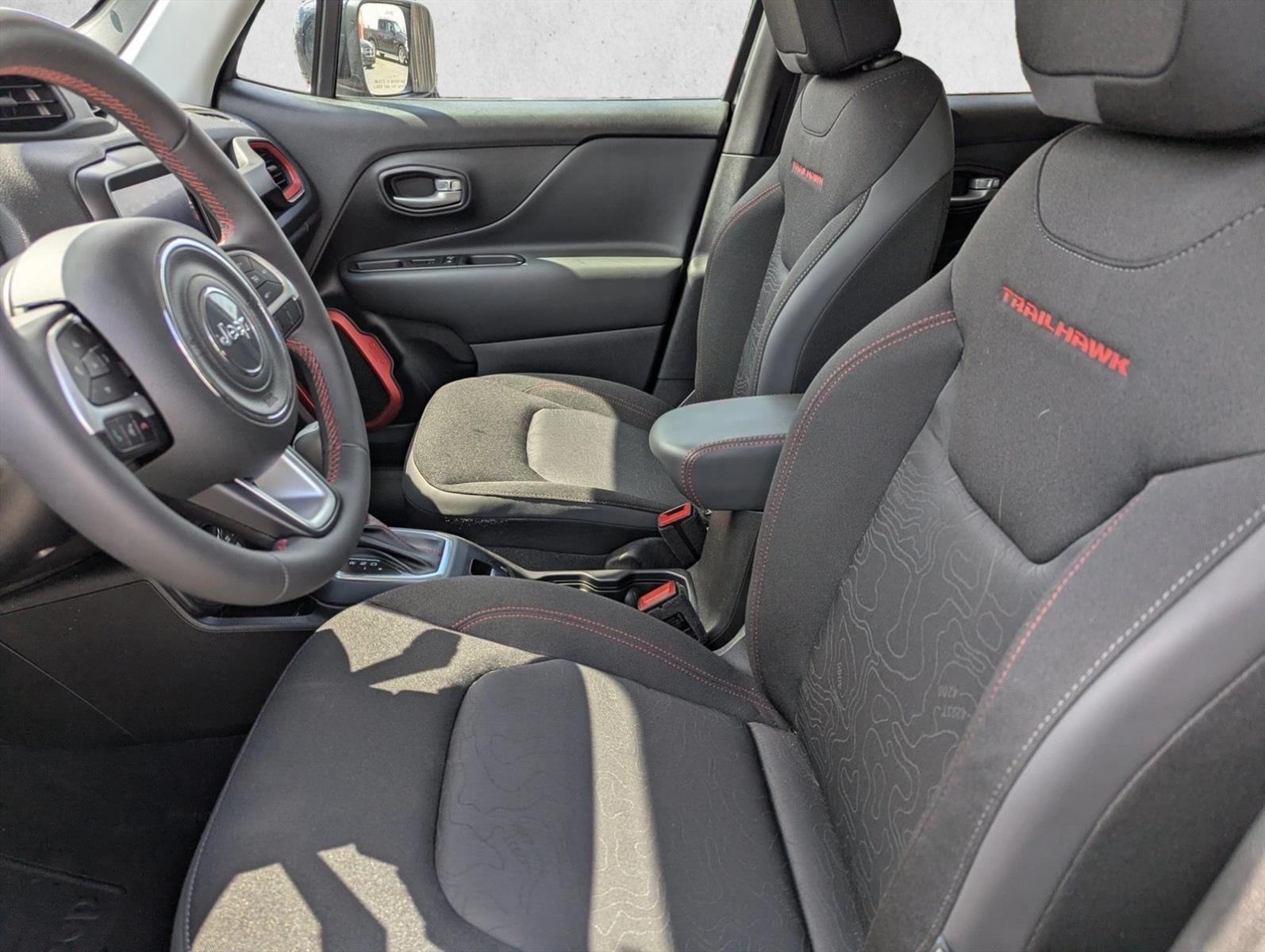 2023 Jeep Renegade Trailhawk - Photo 23