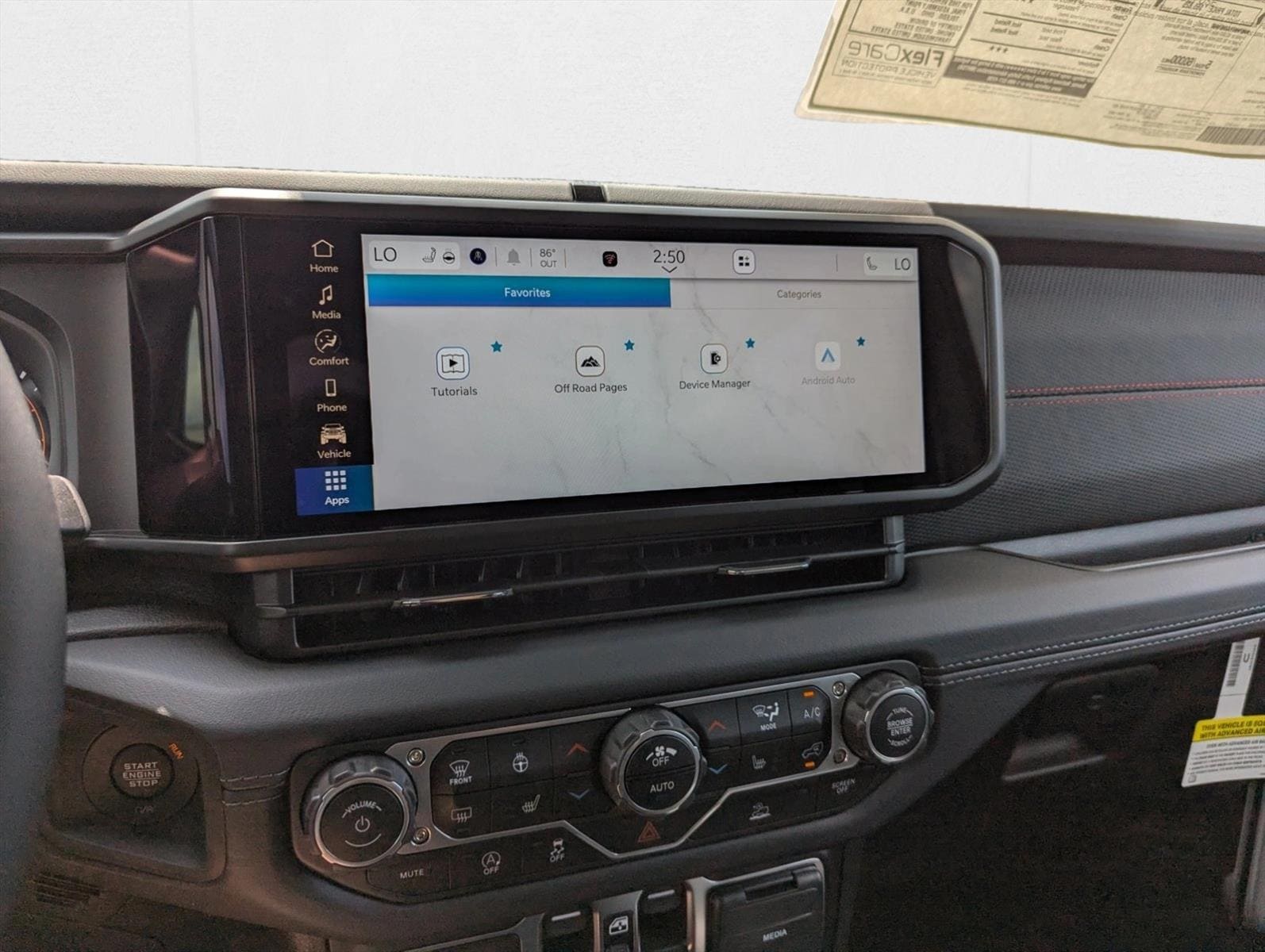 2025 Jeep Wrangler 4-Door Rubicon - Photo 17