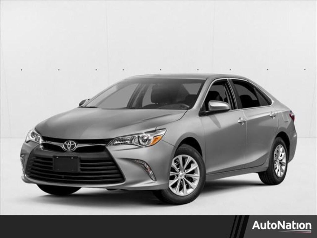 Used 2017 Toyota Camry XLE 4dr Car