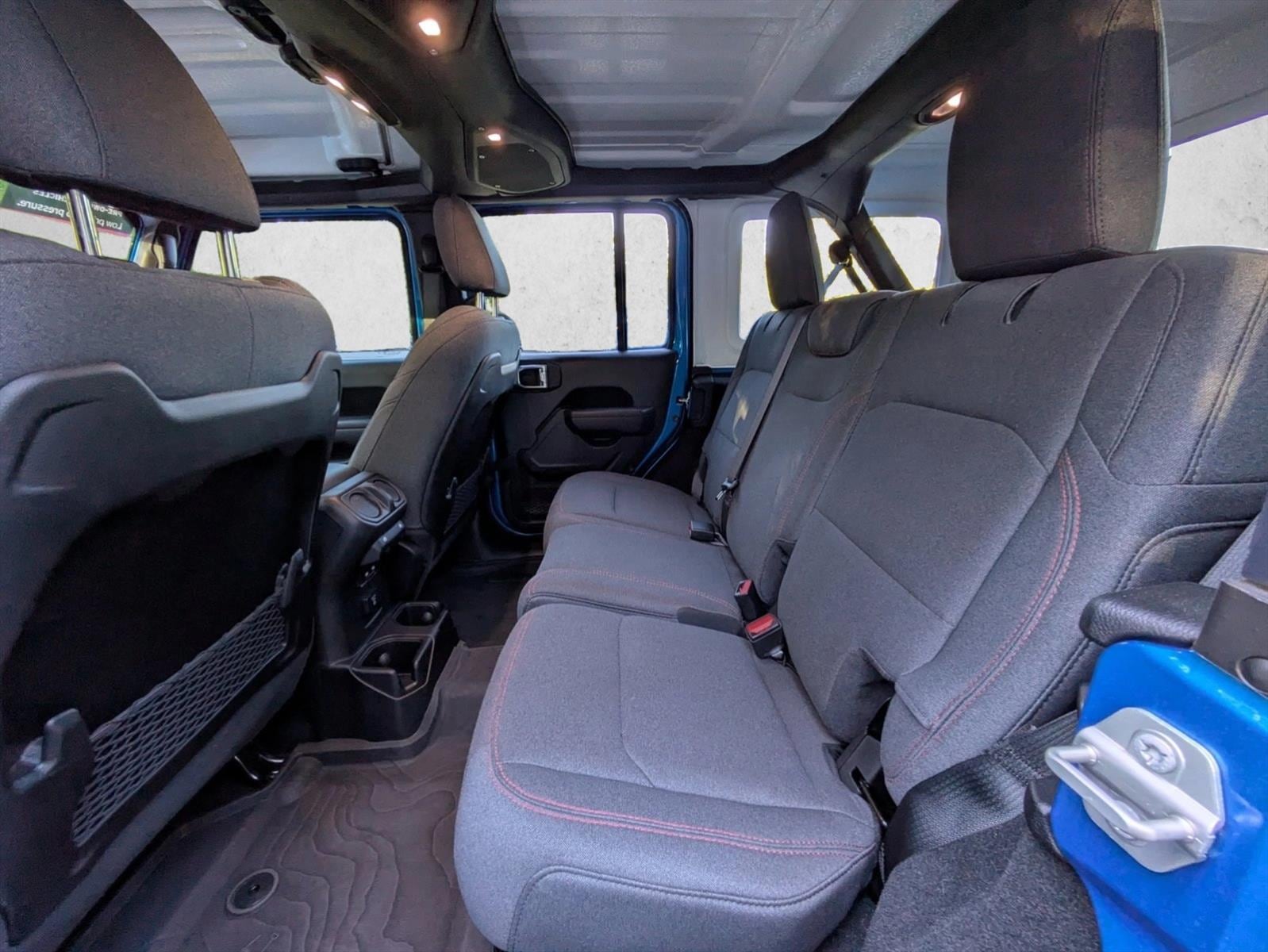 2024 Jeep Wrangler 4-Door Rubicon - Photo 19