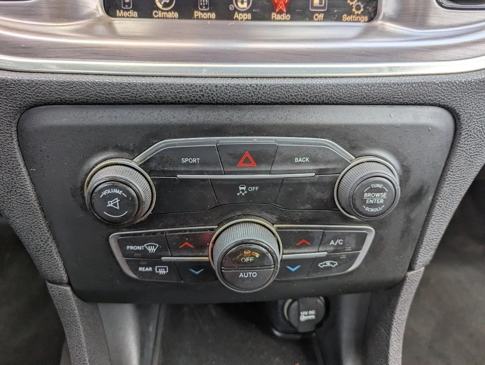 Photo 18